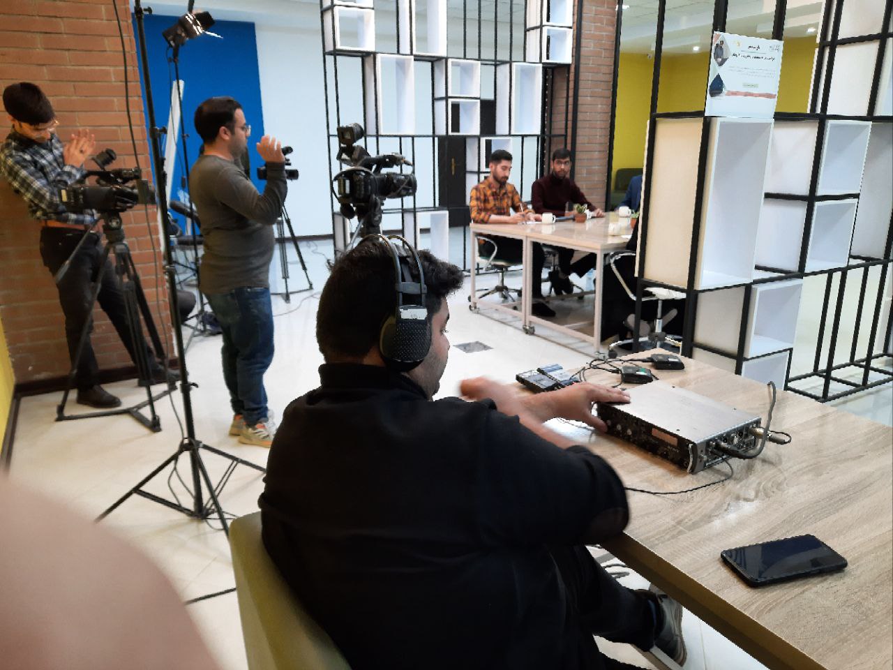 همکاری زیست‌بوم با صدا و سیمای استان جهت ضبط برنامه تلویزیونی در مانا 1
